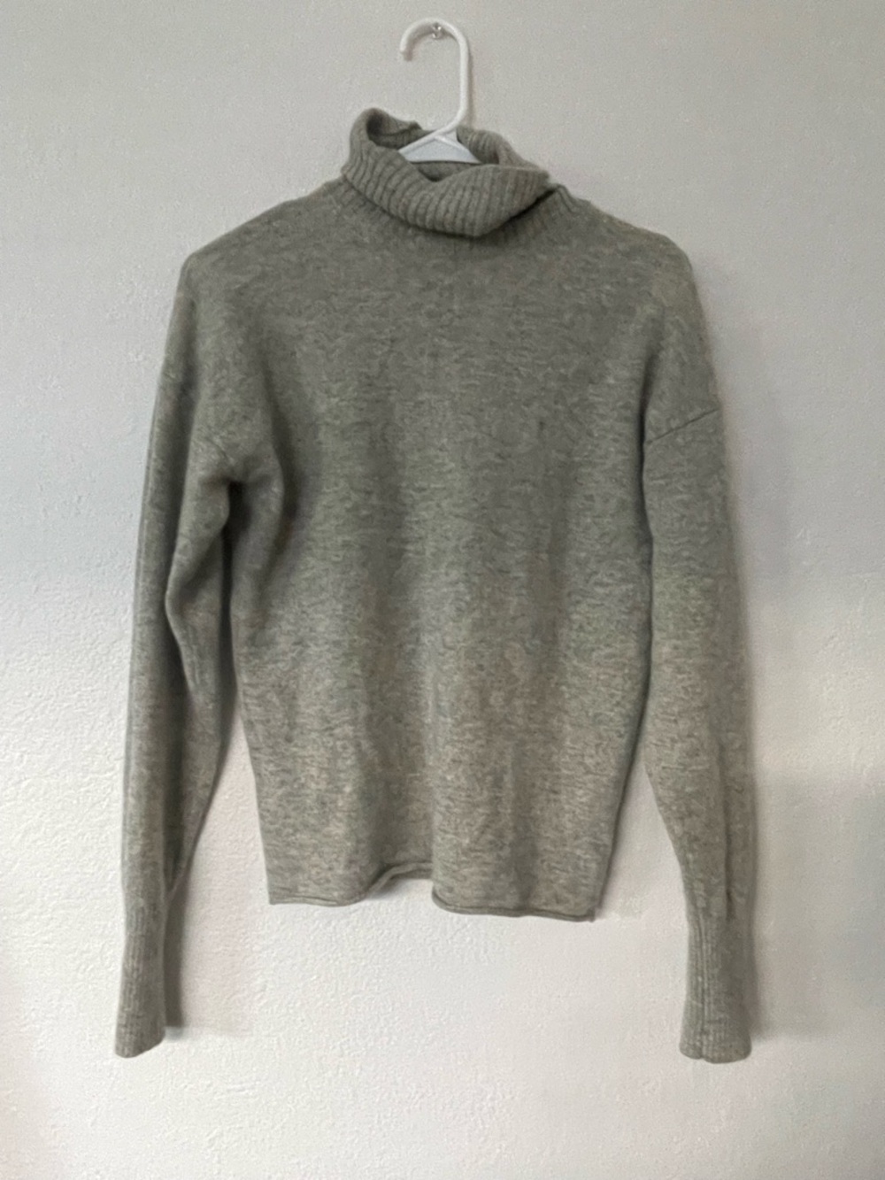 Reformation Jeans Cashemer Sweater
